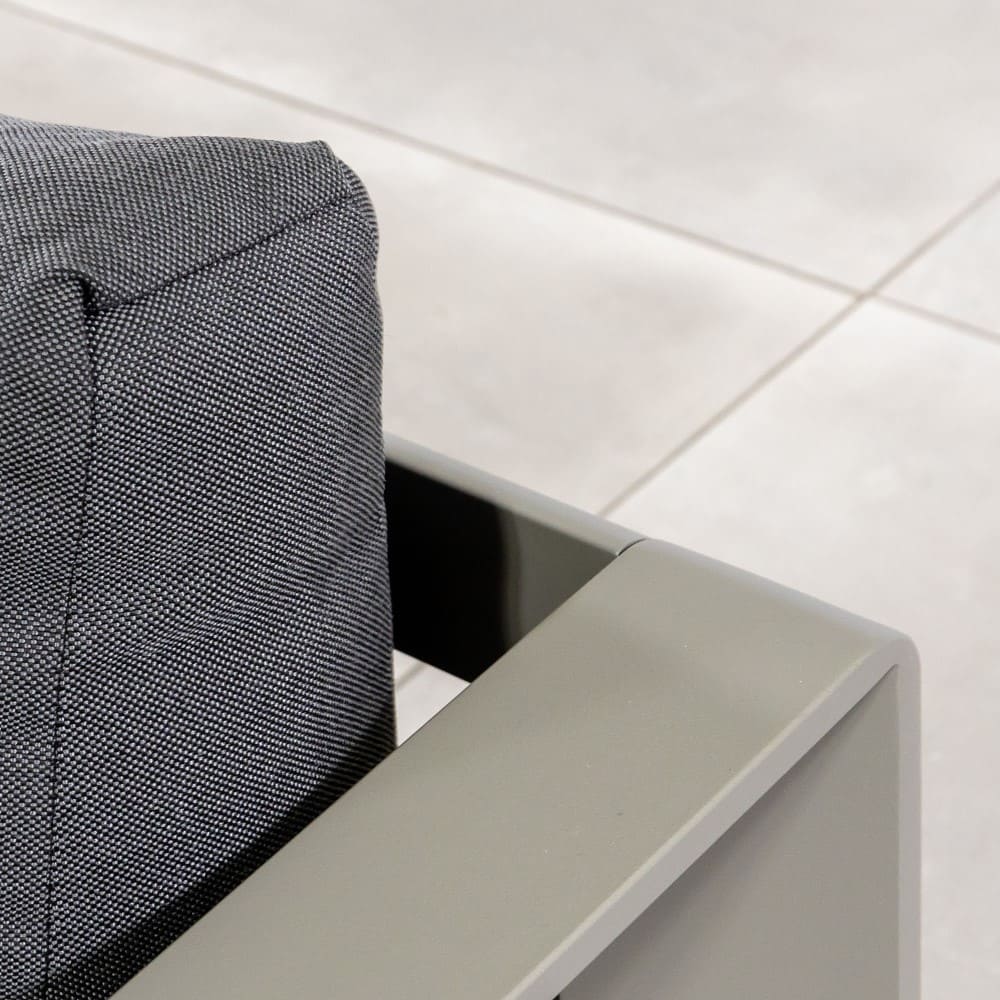 Berlin-Sofa-Grey-Close-Up-2-VB