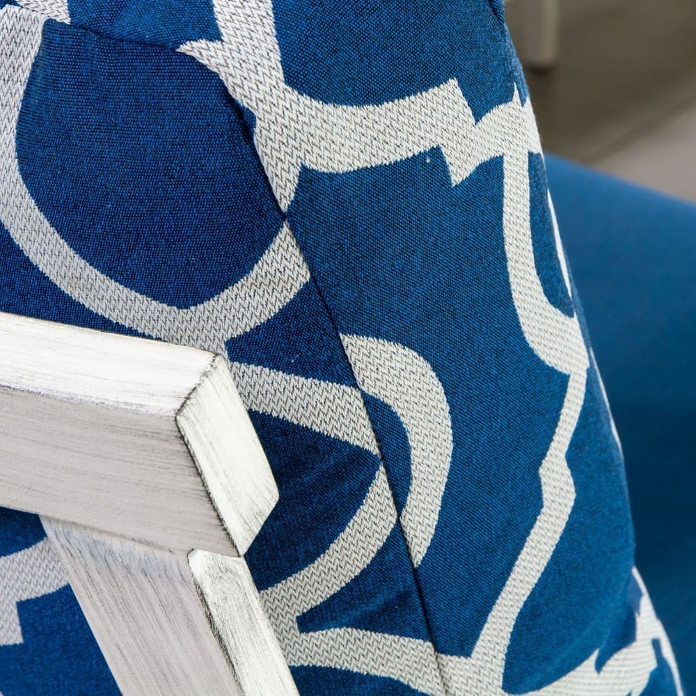 Coventry-Lounge-Sofa-White-Close-Up-VB