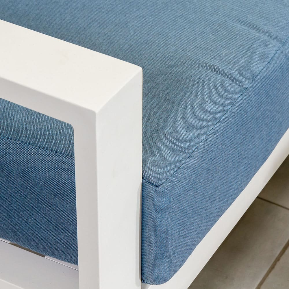 George Lounge Sofa Blue Close Up 6 VB