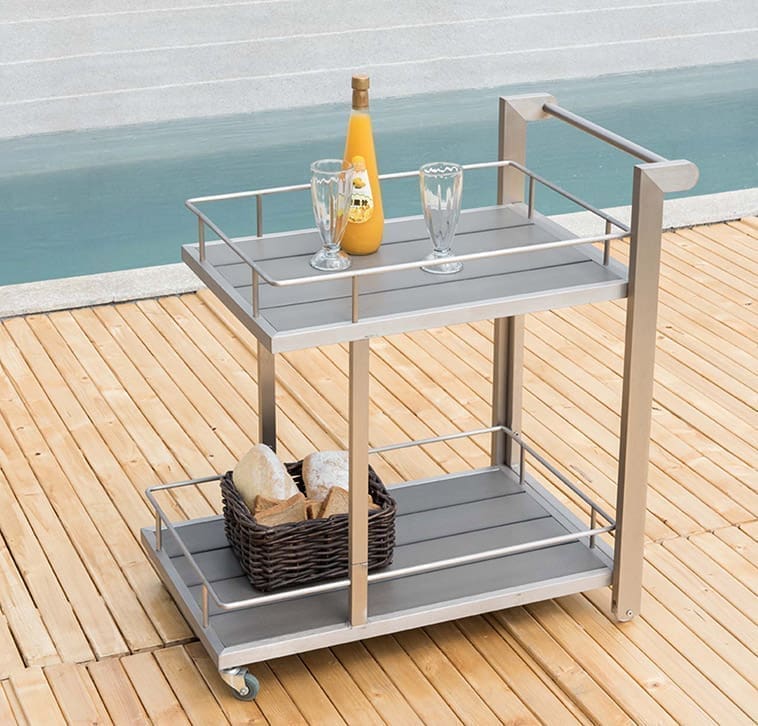 poolside patio 04 1