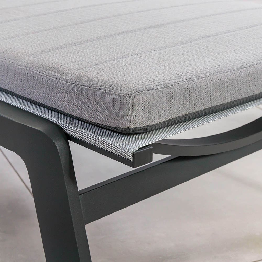 Corda Sun Lounger Close Up VB