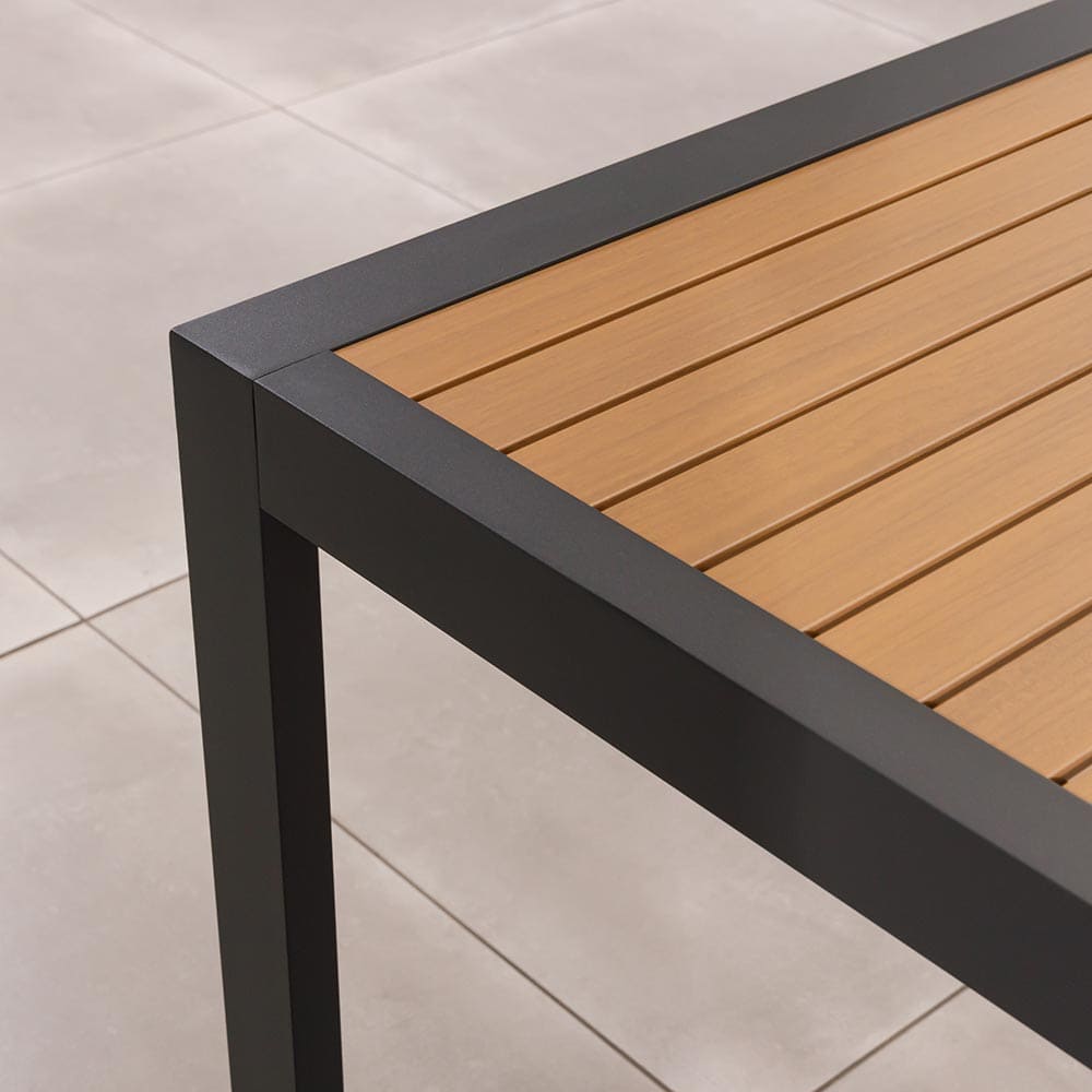 Kensington 8 Seater Dining Table Close Up 4 VB