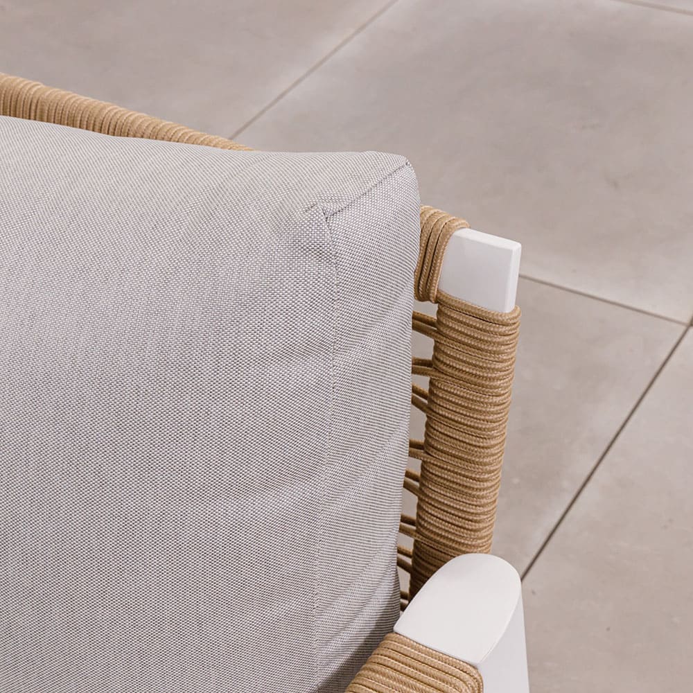 Lune Sofa Close Up 3 VB