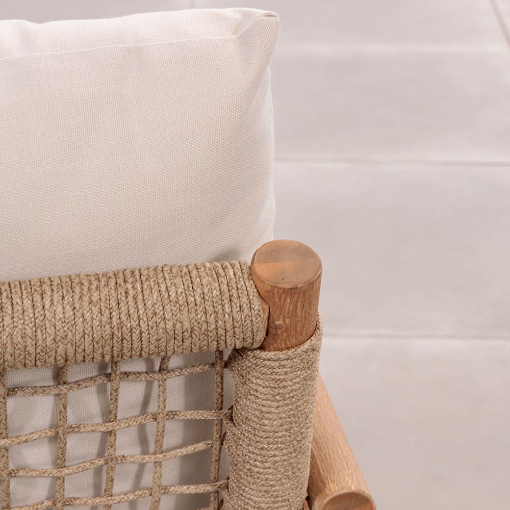 Aternis Sofa Close Up 4 VB