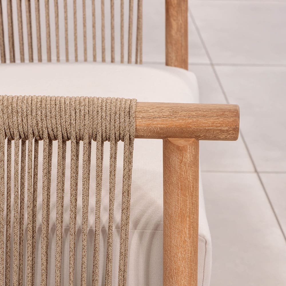 Aternis Sofa Close Up 6 VB