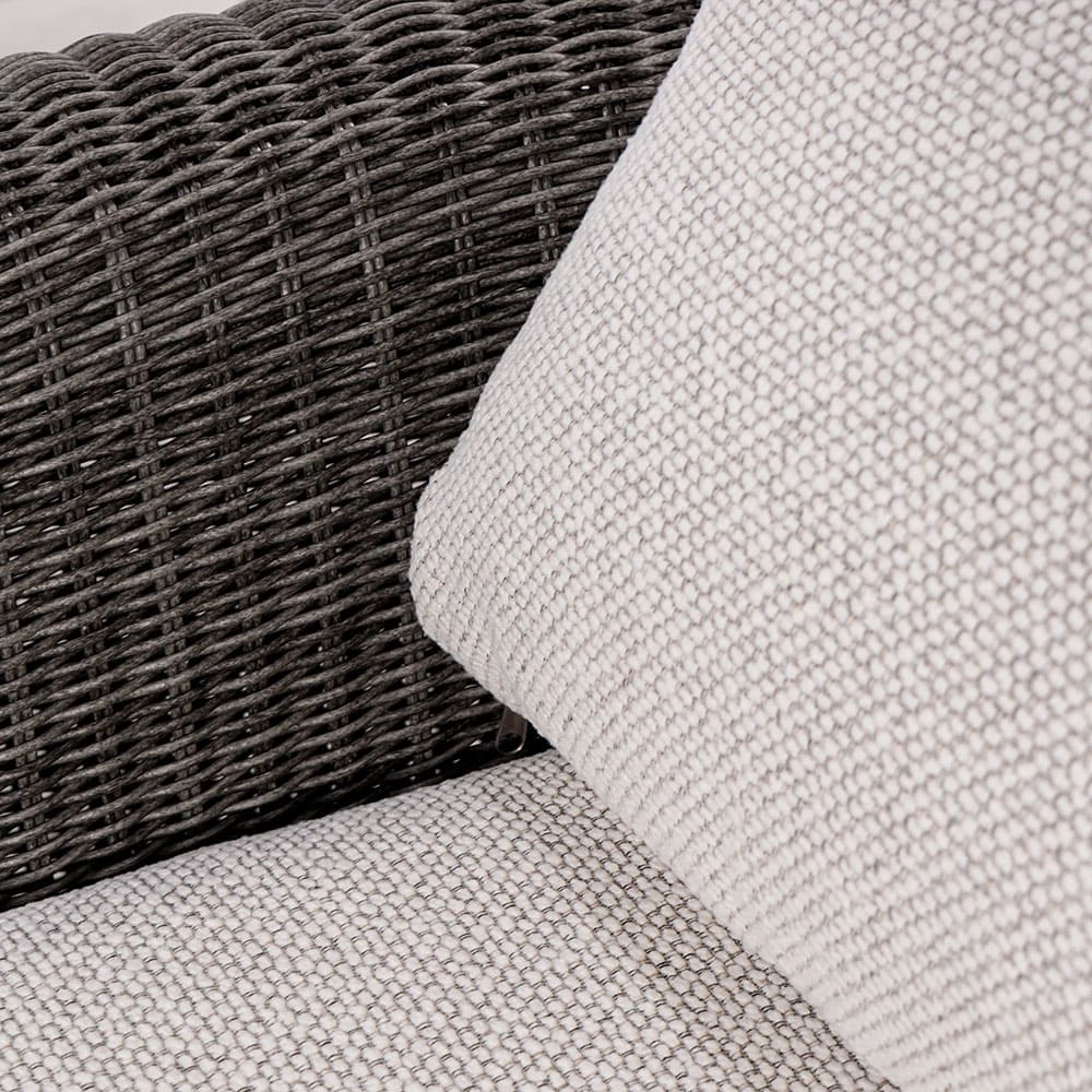 Luva Sofa Close Up 9 VB
