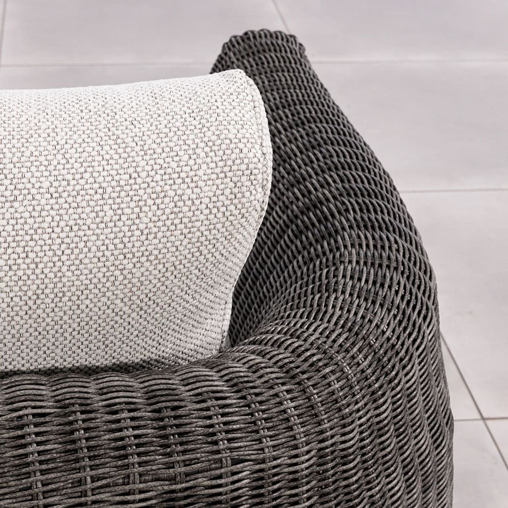 Luva Sofa Close Up VB