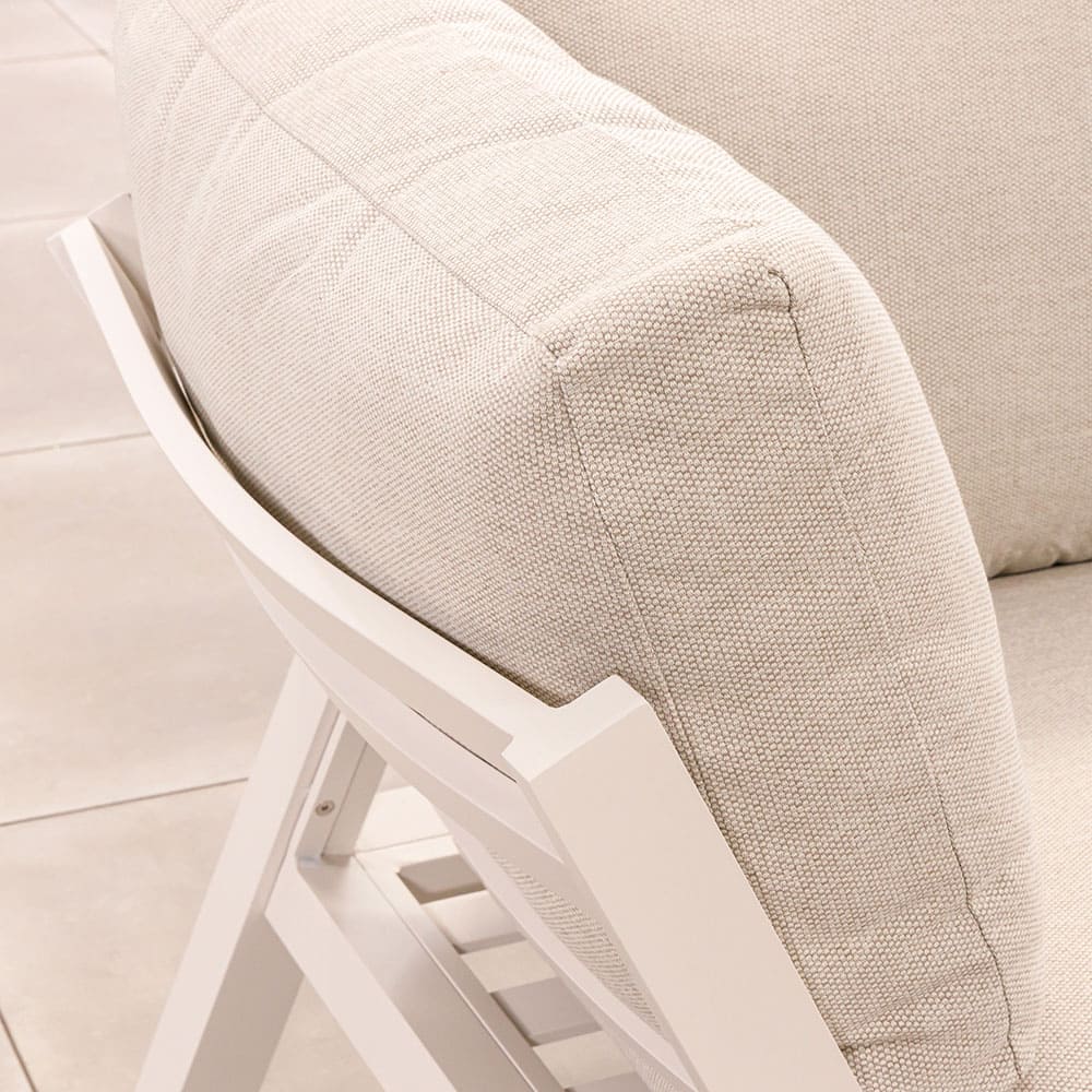 Mokala Sofa Close Up 6 VB