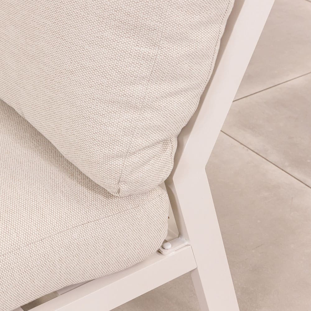 Mokala Sofa Close Up 7 VB