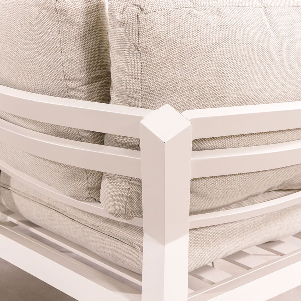 Mokala Sofa Close Up 8 VB