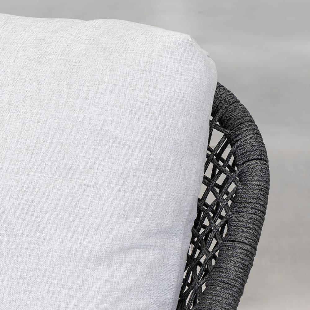 Tecla Daybed Close Up 5 (VB)