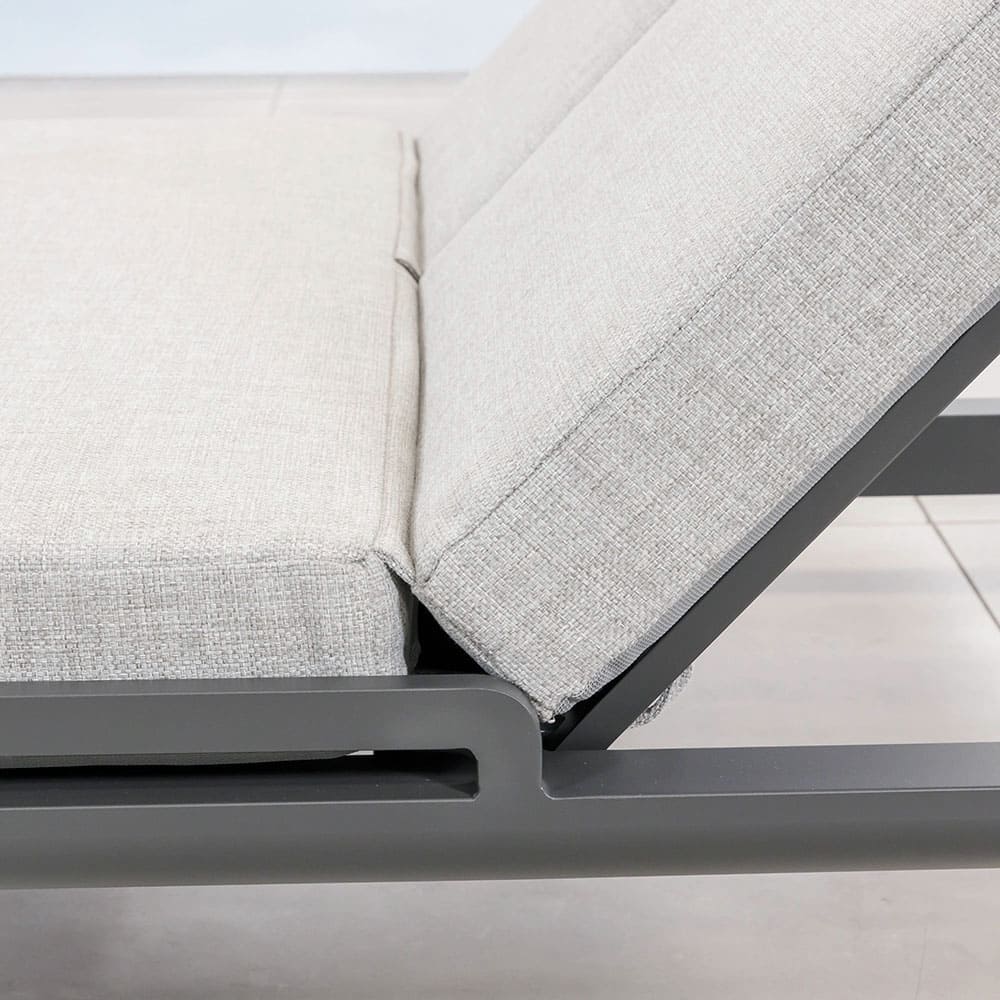 Abella Double Sun Lounger Close Up 5 (VB)