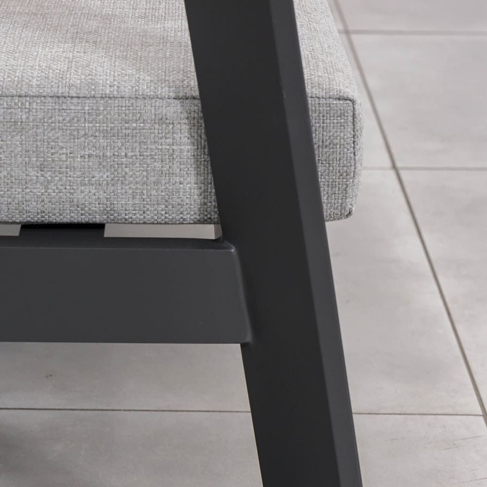 Alpha Sofa Close Up 4 (VB)