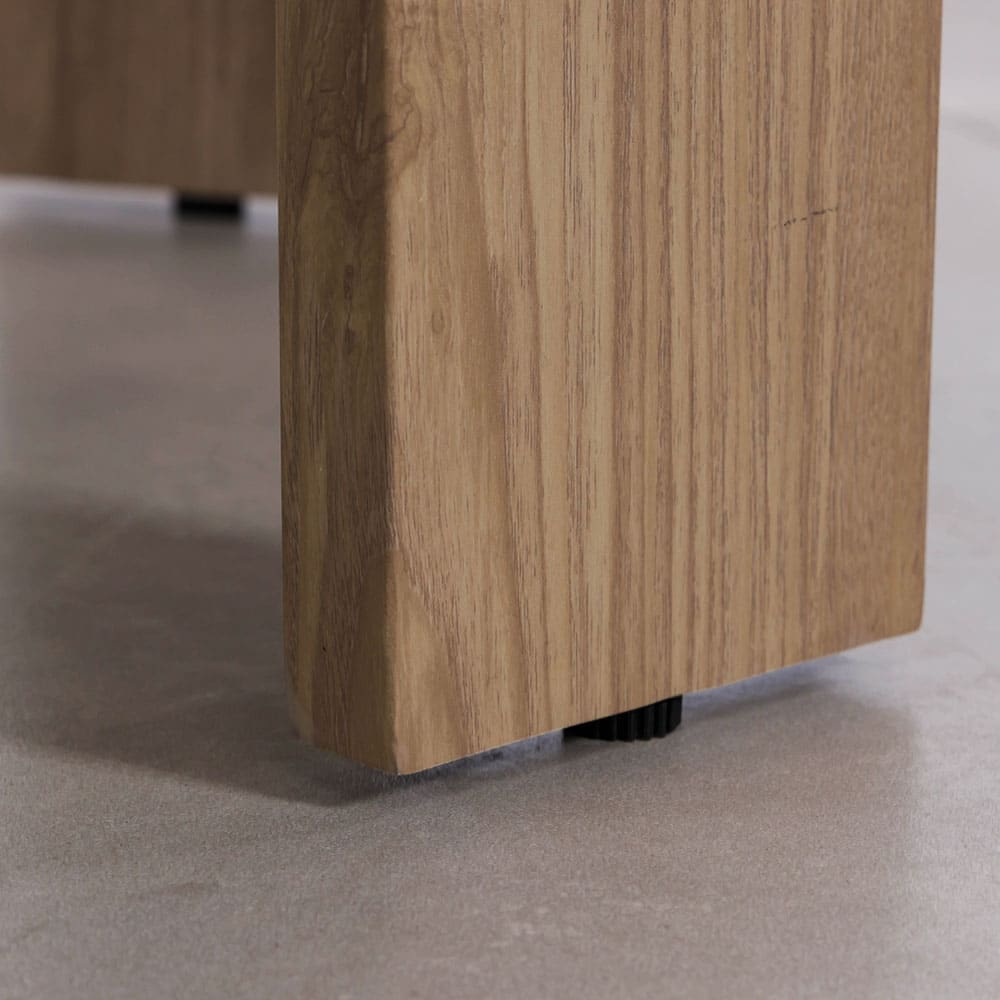 Caesar Coffee Table Close Up 4 (VB)