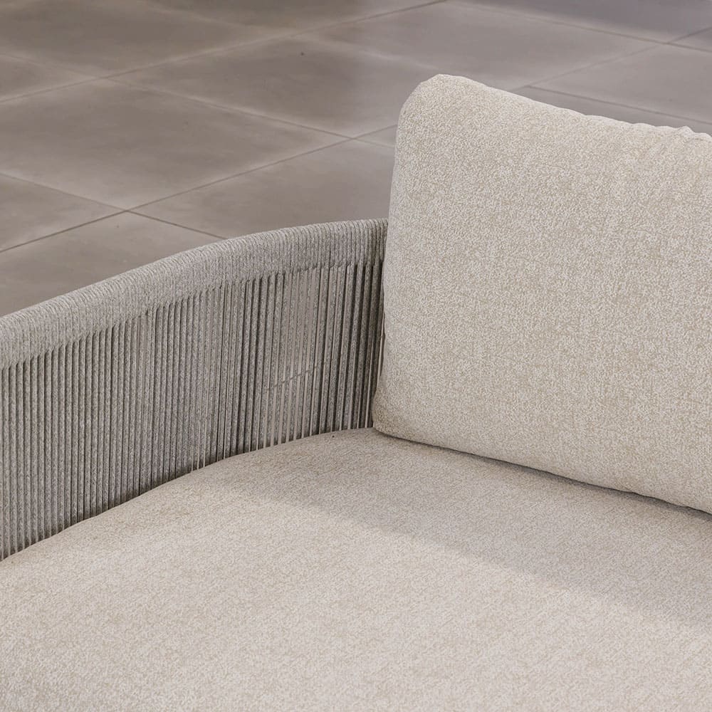 Caesar Sofa Close Up 4 (VB)
