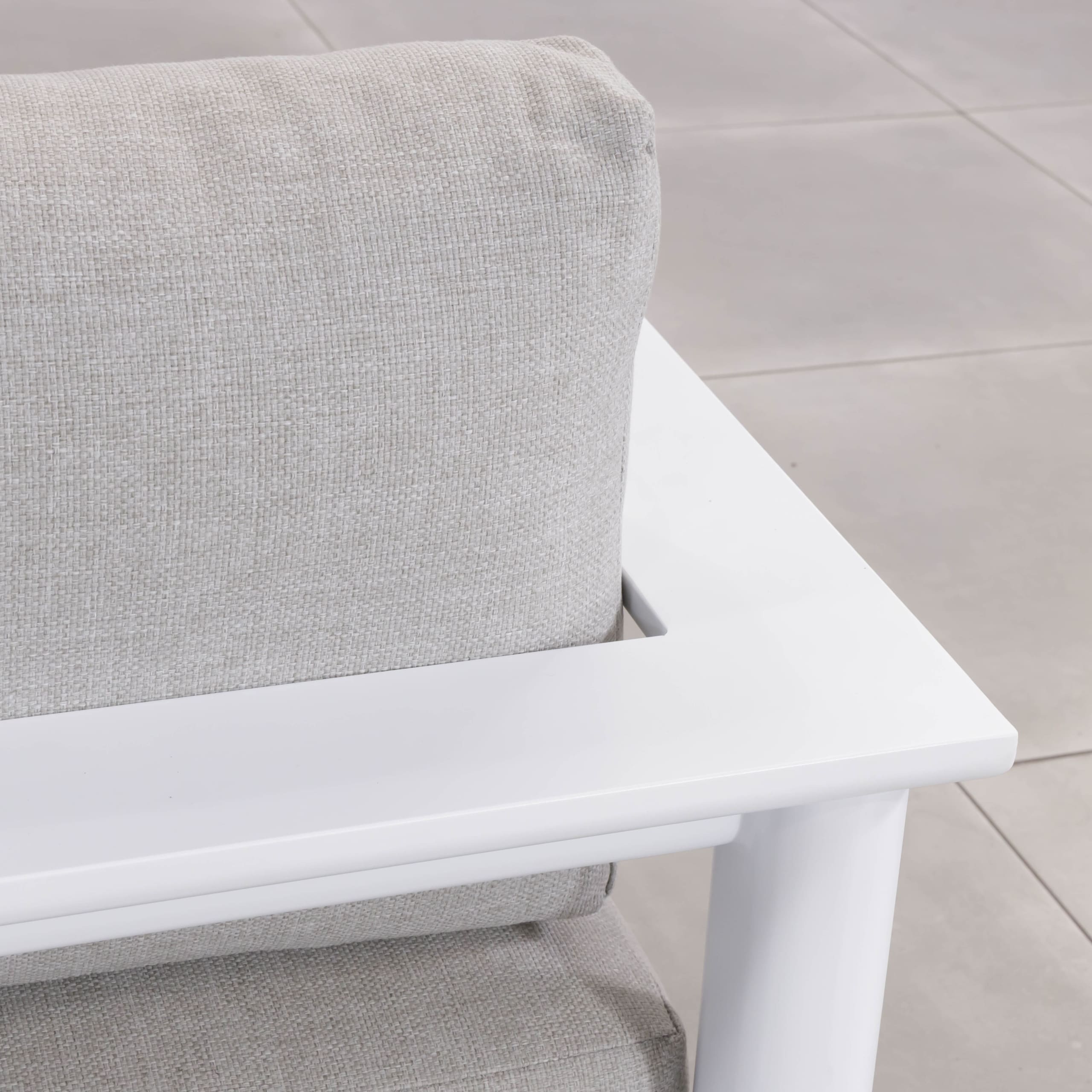 Hilton Sofa White & Light Grey Close Up 3 (VB)