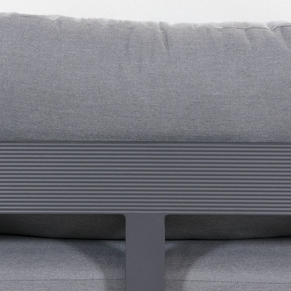 Illinois Sofa Close Up 2 (VB)