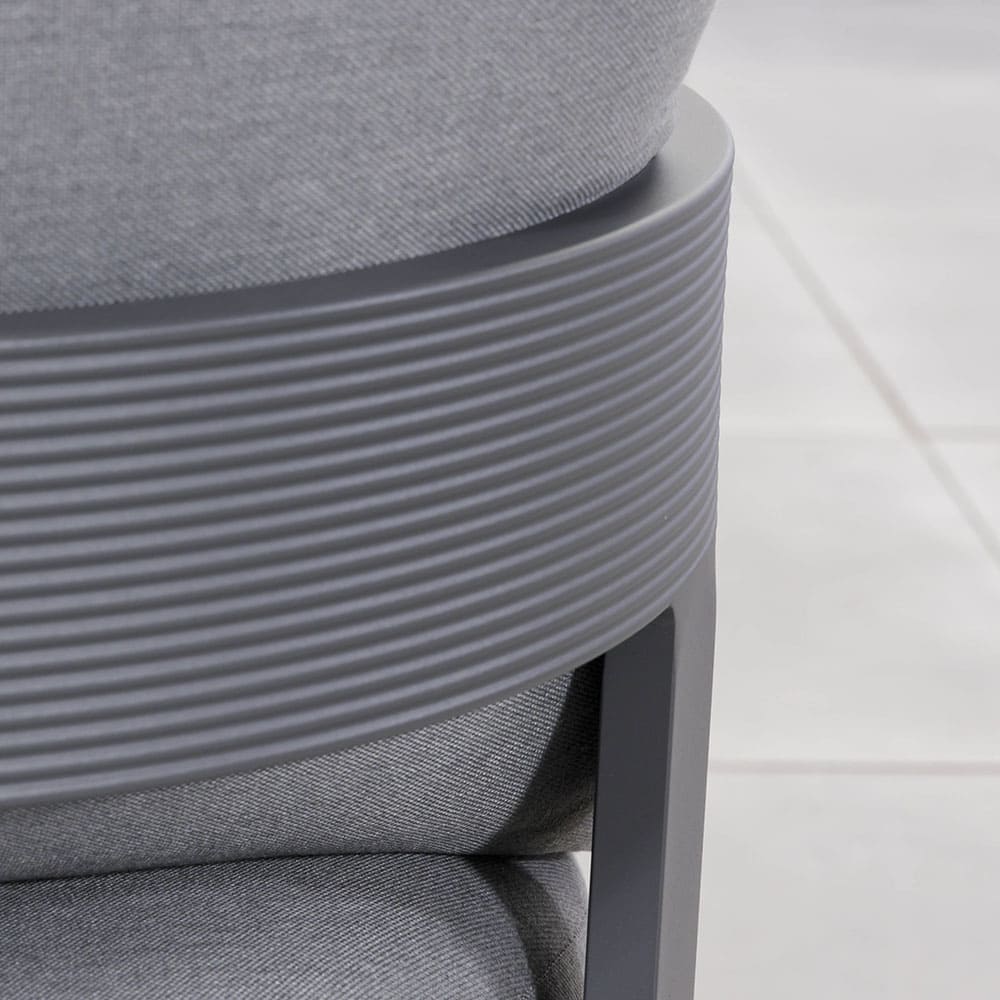 Illinois Sofa Close Up 7 (VB)