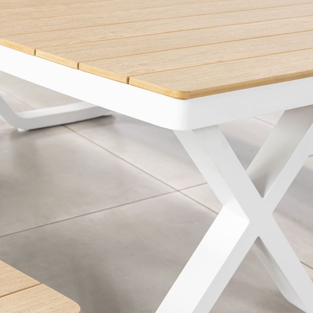 Maxima Picnic Bench Close Up 3 (VB)