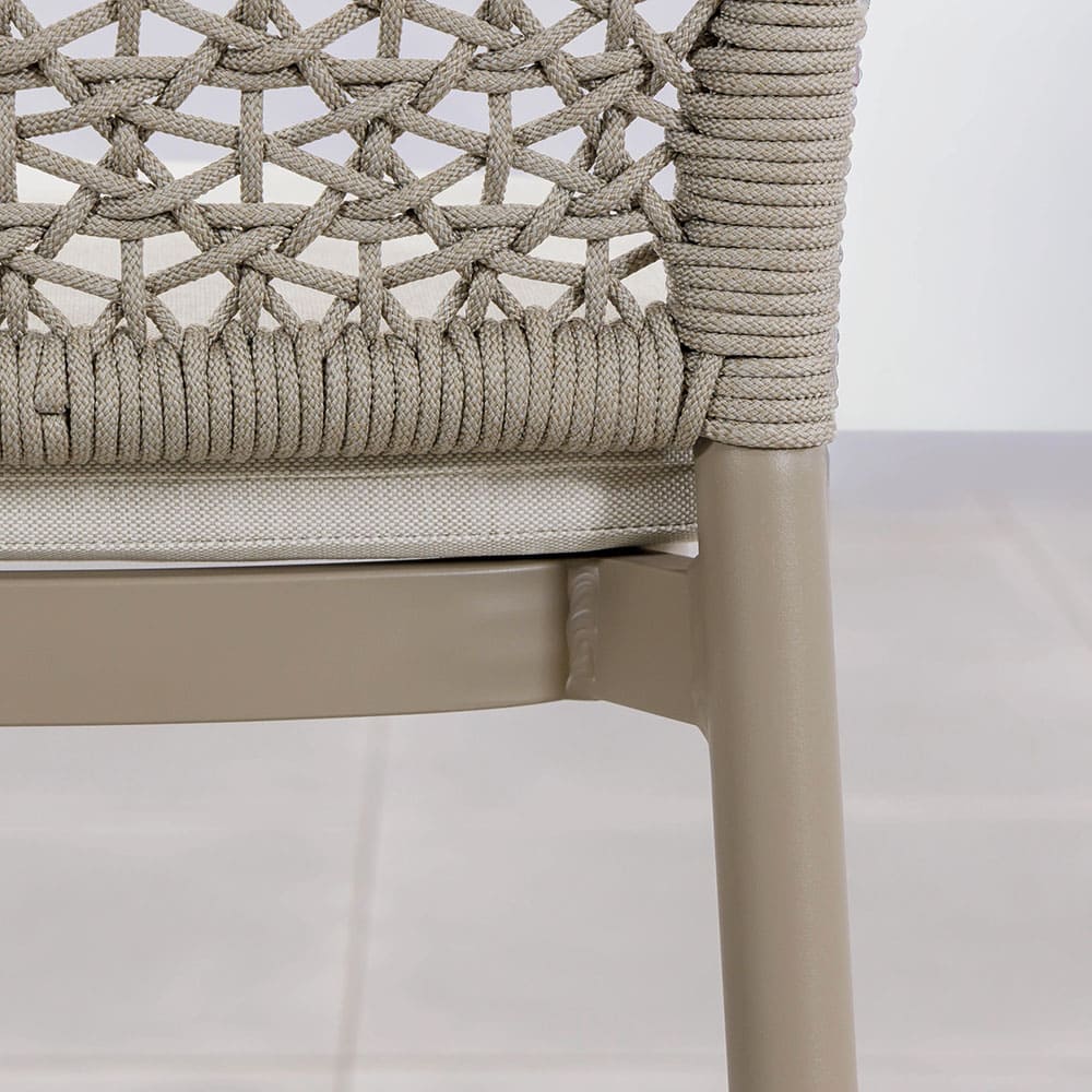 Meer Bar Chair Close Up 2 (VB)