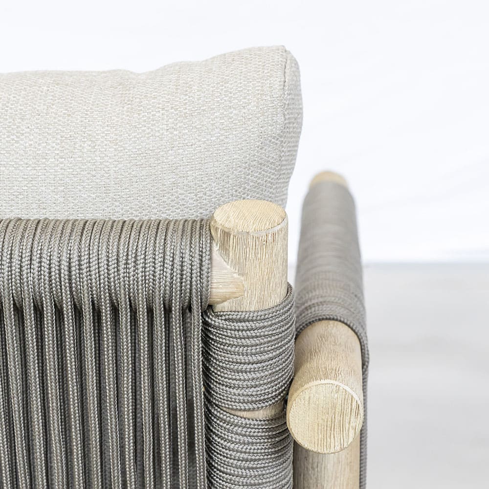 Zulu Sofa Close Up 6 (VB)