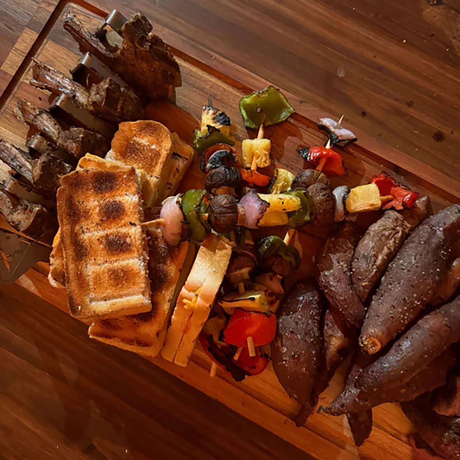 braai and slice master block grilled meat vegetable skewers grilling board 580x crop center