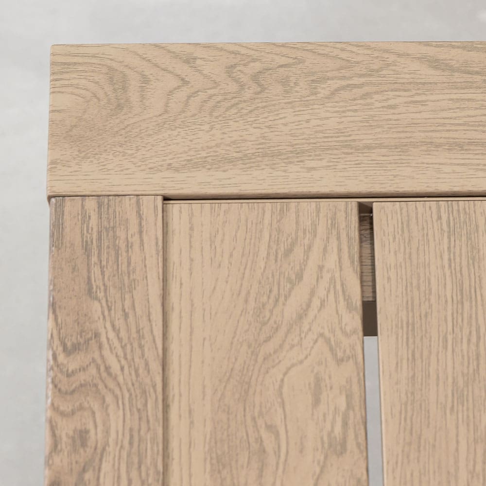 Safari Coffee Table Close Up (VB)
